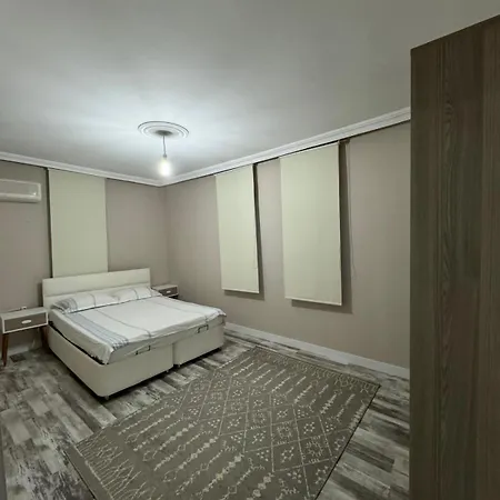 别墅 Villaras Garden Antalya Oezel Havuzlu Full Esyali Altinkum (Antalya)